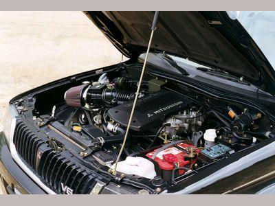 1997 mitsubishi montero sport 3.0L engine