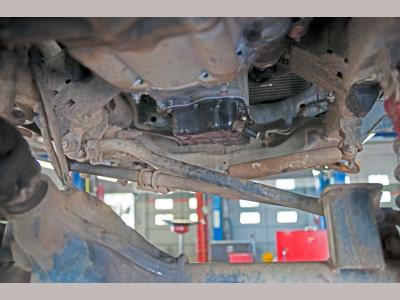 Mitsubishi 3.5L oil pan and SAS steering and track bar clearance mitsubishi 3.5 oil pan sas drag link track bar